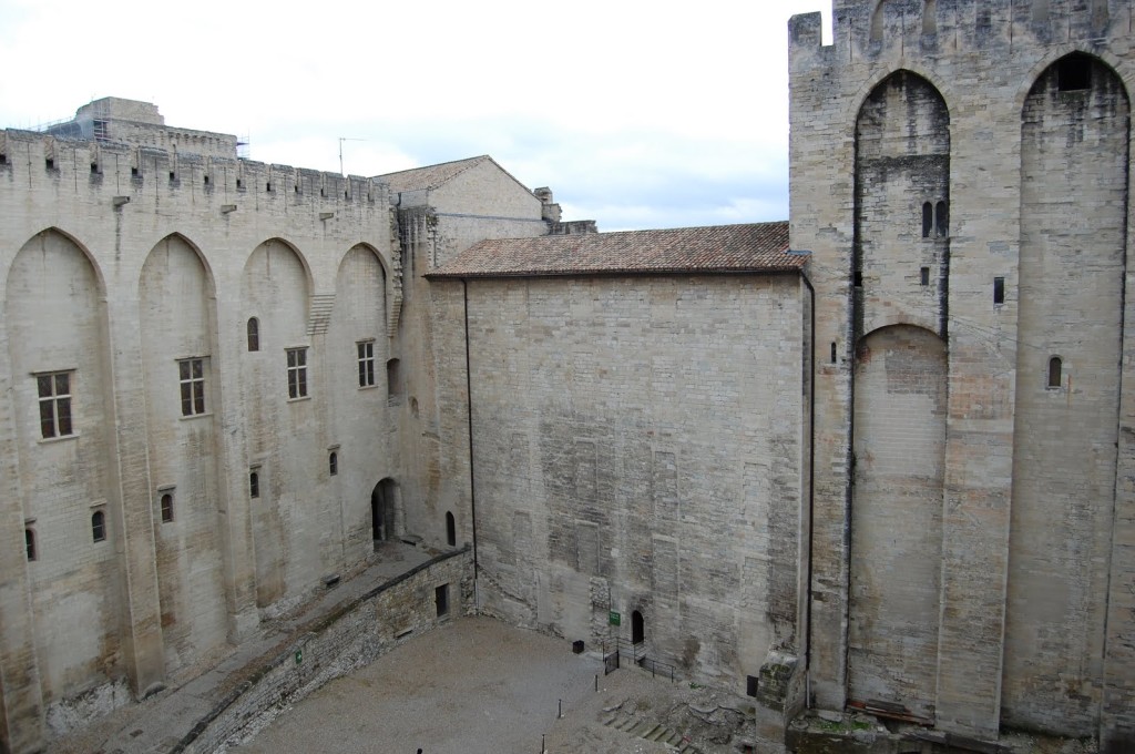 Papstpalast Avignon 6