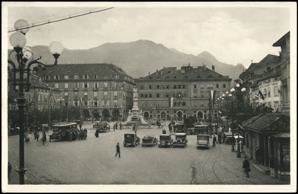 Bolzano, Piazza Vittorio Emanuele