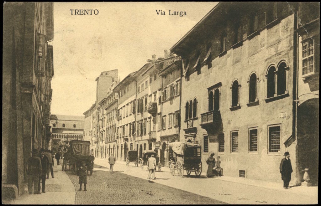Trento, Via Larga