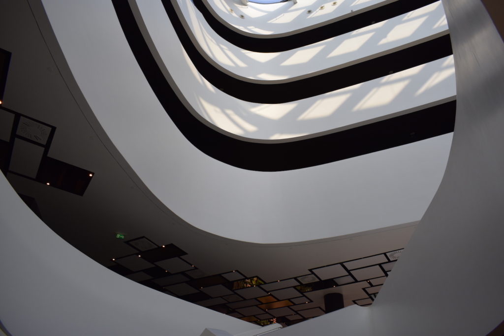 Treppe, Symmetrie, Kunst