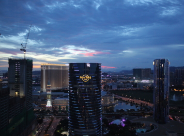 Wolke, draußen, Himmel, Metropolregion, Gebäude, Hochhaus, Skyline, Metropole, Stadtlandschaft, Stadtgebiet, Stadtzentrum, Wolkenkratzer, Gewerbegebäude, Sonnenuntergang, Turm, Wohnungseigentum, Stadt, Nacht, Landschaft