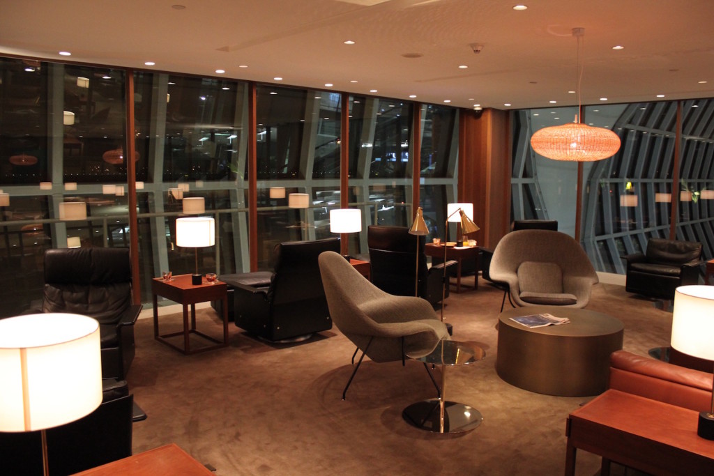 CathayPacificLounge1