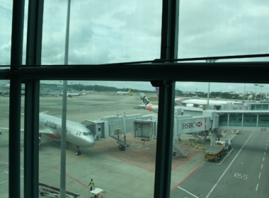 Himmel, Wolke, draußen, Flugzeug, Platane Flugzeug Hobel, Fahrzeug, Flughafen, Gebäude, Fenster, Runway, Asphalt, halten