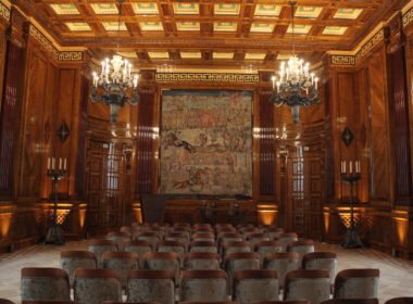 Im Haus, Mobiliar, Zimmer, Inneneinrichtung, Wand, Halle, Kronleuchter, Fries, Deckenleuchte, Napoleon-III-Stil, Groß, Decke, Boden, Stuhl, hölzern