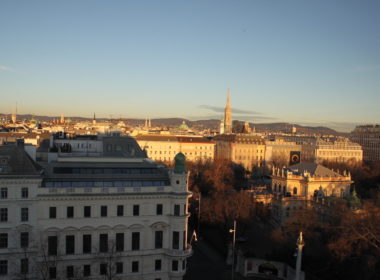 draußen, Himmel, Gebäude, Baum, Wahrzeichen, Fenster, Turm, Stadtgebiet, Haus, Stadt, Sonnenuntergang, Groß, Reise