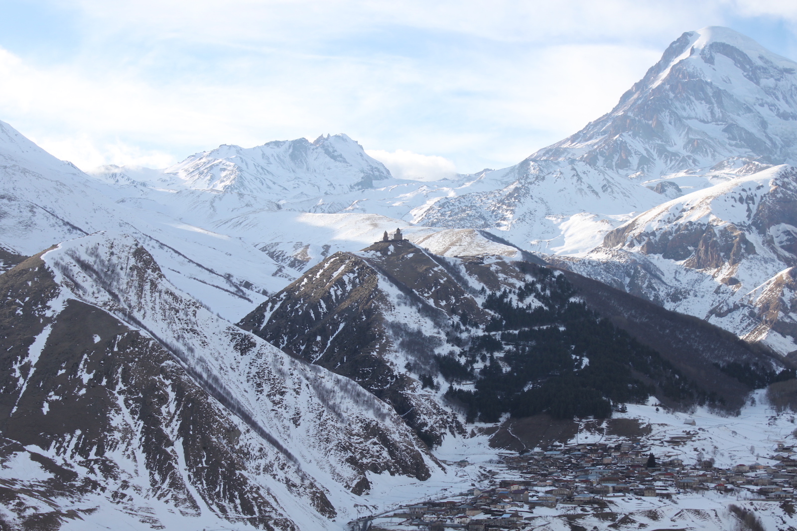 draußen, Himmel, Natur, Berg, Gebirgszug, Glazialmorphologie, Schnee, Gipfel, Wolke, Bergkamm, Gebirgsmassiv, Alpen, Nunatak, Moräne, Gelände, Steigung, Gletscher, Bergkessel, Eiskappe, Hochland, Winter, Landschaft