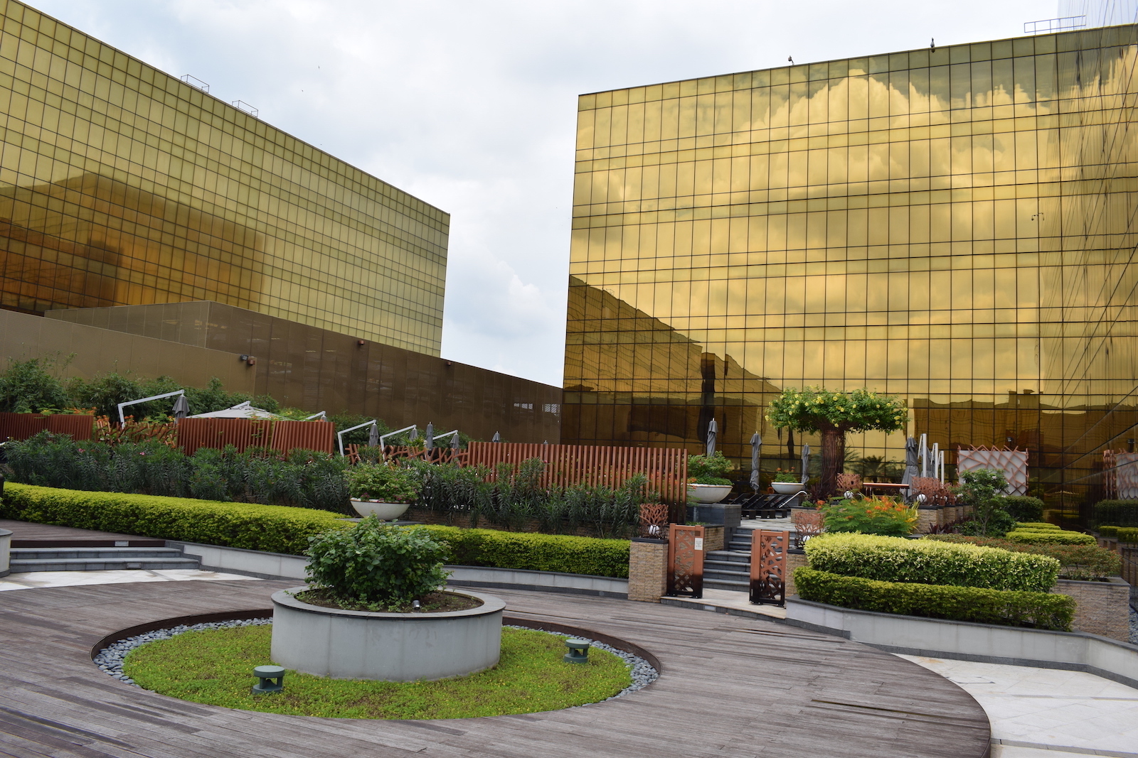 Gebäude, Wolke, Himmel, draußen, Architektur, Pflanze, Groß, Stadt, Garten