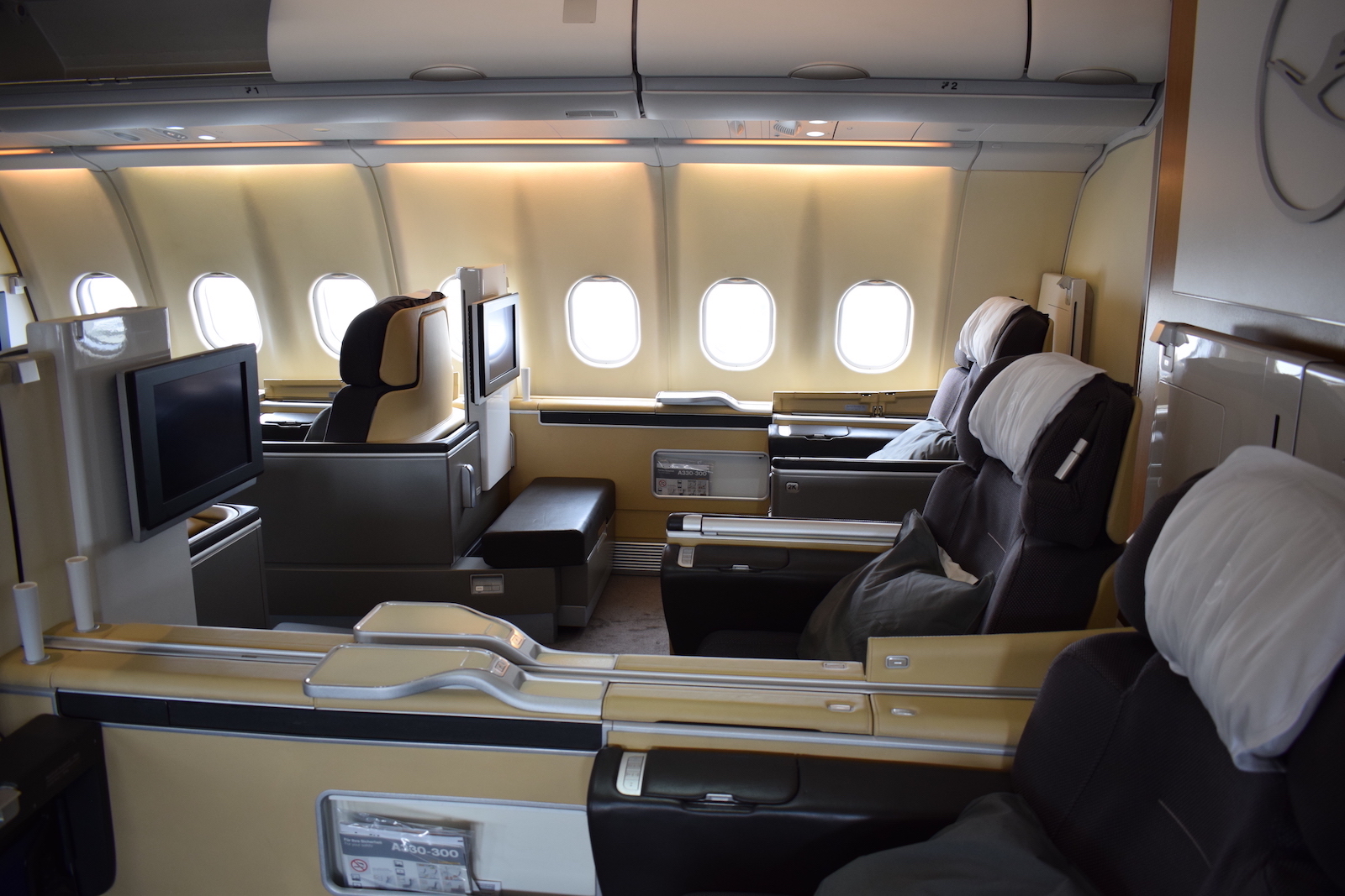 Lufthansa Miles And More Meilen 563 Euro Digitalabo You Have Been Upgraded