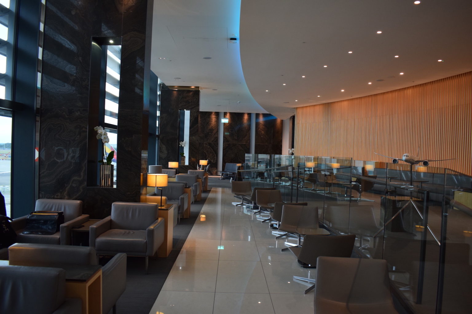 Review Air Canada Maple Leaf Lounge London Heathrow T2 You Have Been