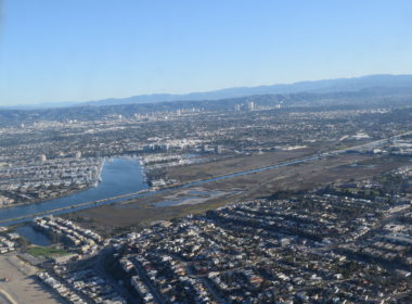 Luftfotografie, Himmel, draußen, Vogelperspektive, Flugzeug, Luftbild, Wasser, Flug, Berg, Platane Flugzeug Hobel, Flughafen, Gelände, Stadt