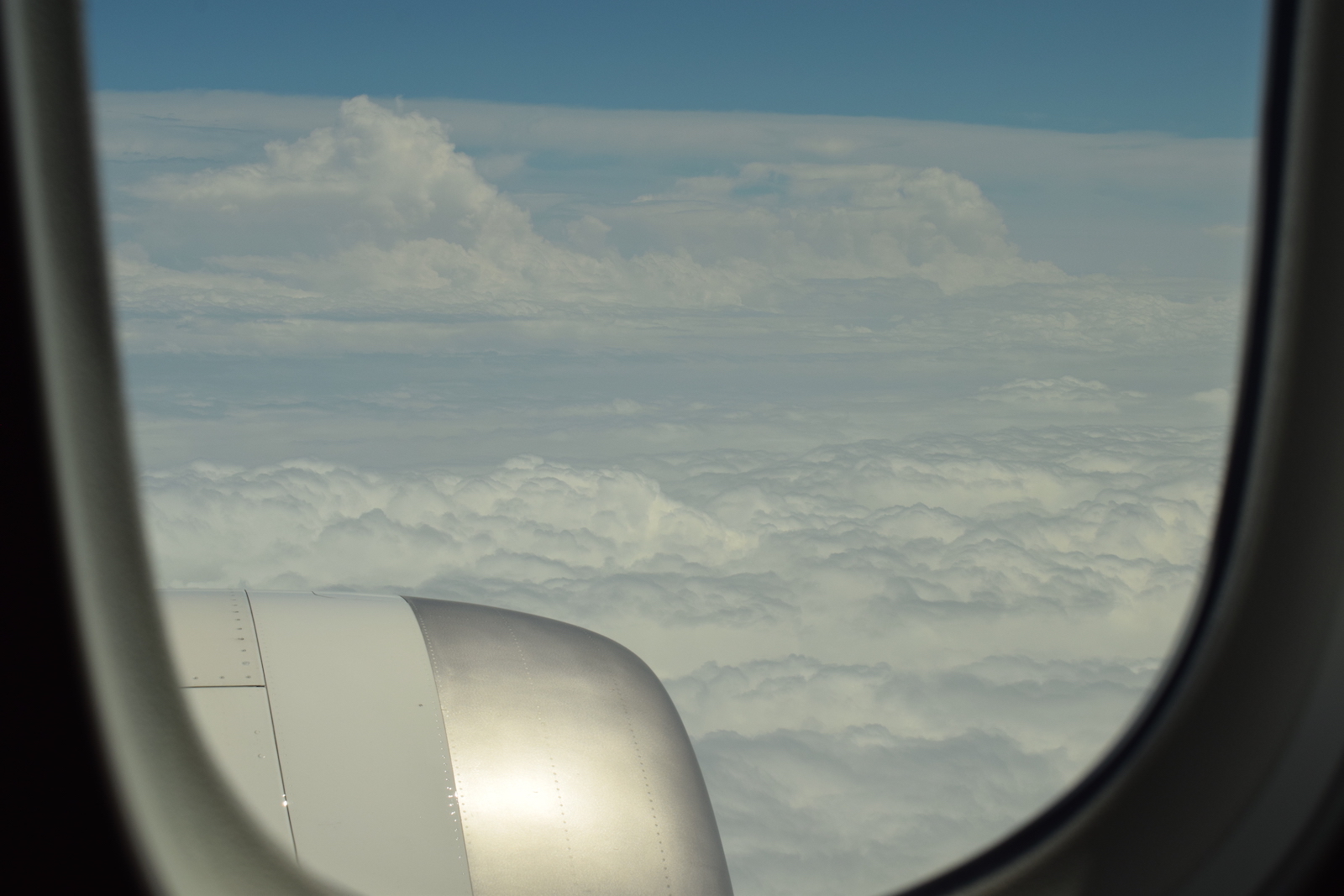 Wolke, Fenster, Himmel, Platane Flugzeug Hobel, Flugzeug, Flugreise, Wolken, draußen, Flug