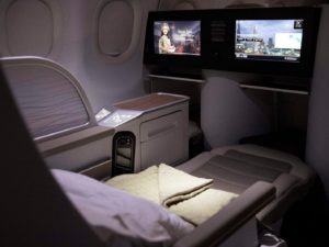 Im Haus, Wand, Mobiliar, Fernsehen