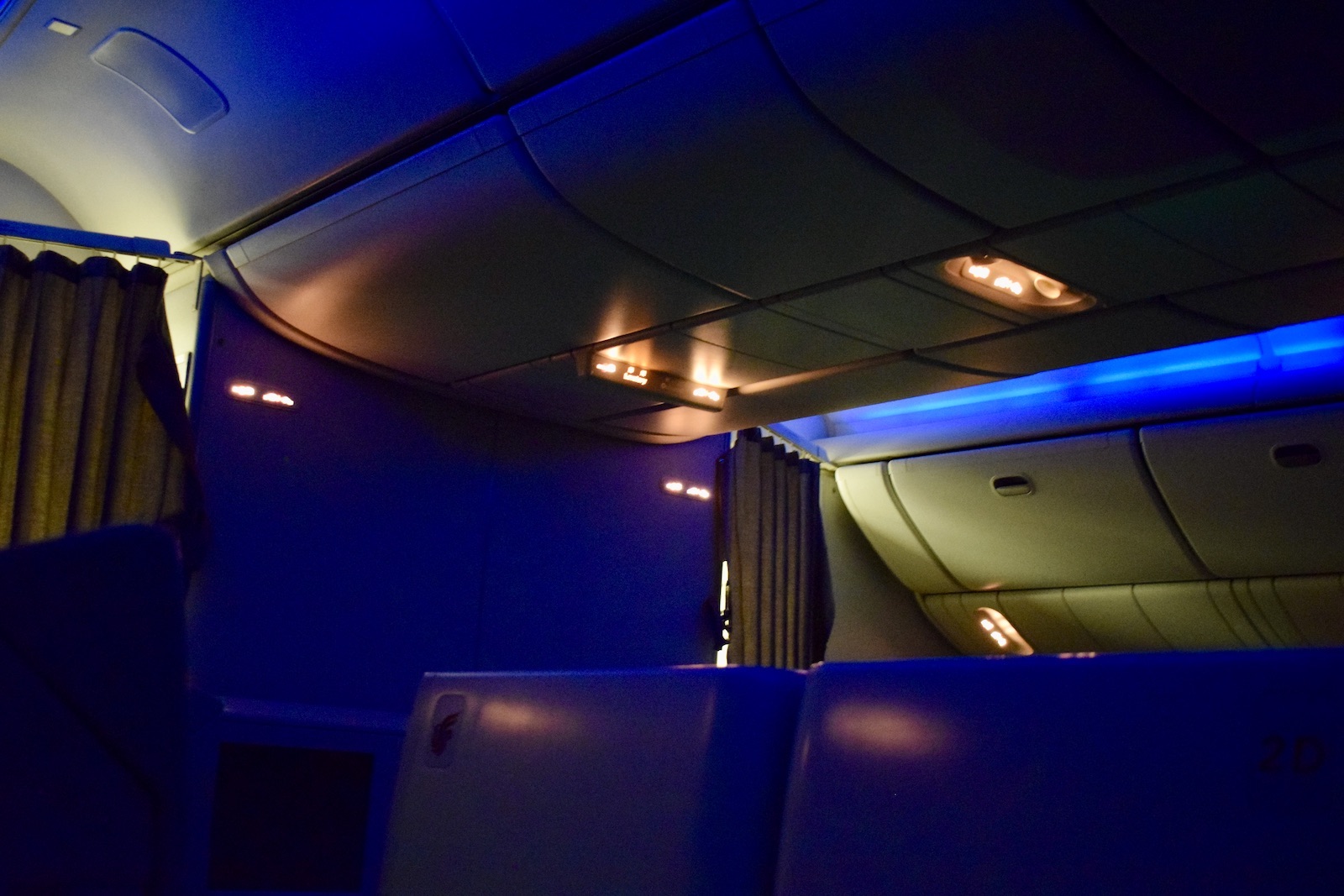 Decke, Im Haus, Flugzeugkabine, Licht, Flugzeug, Beleuchtung, Wand, Platane Flugzeug Hobel, Blau