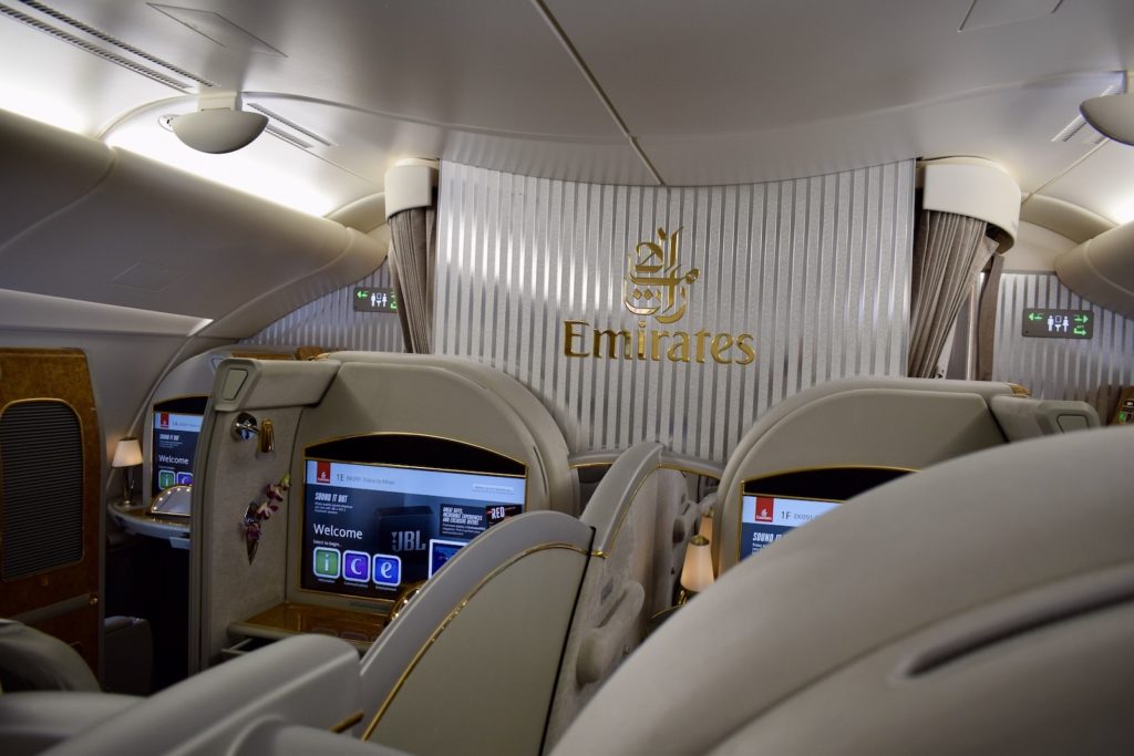 Im Haus, Decke, Flugzeugkabine, Fahrzeug, Flugzeug, Platane Flugzeug Hobel, Wand, Luftfahrt, Auto