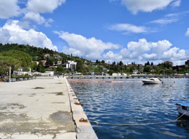 draußen, Wolke, Himmel, Wasser, Baum, Boot, See, Wasserfahrzeug, Fahrzeug, Schiff, Wasserweg, Gelände, Dock, Natur, Landschaft, Küste, Sommer