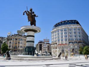 draußen, Himmel, Gebäude, Skulptur, Monument, Stadtplatz, Wahrzeichen, Baum, Stadt, Statue, Straße