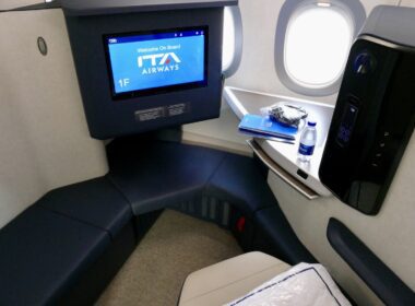 Text, Monitor, Im Haus, Wand, Fernsehen