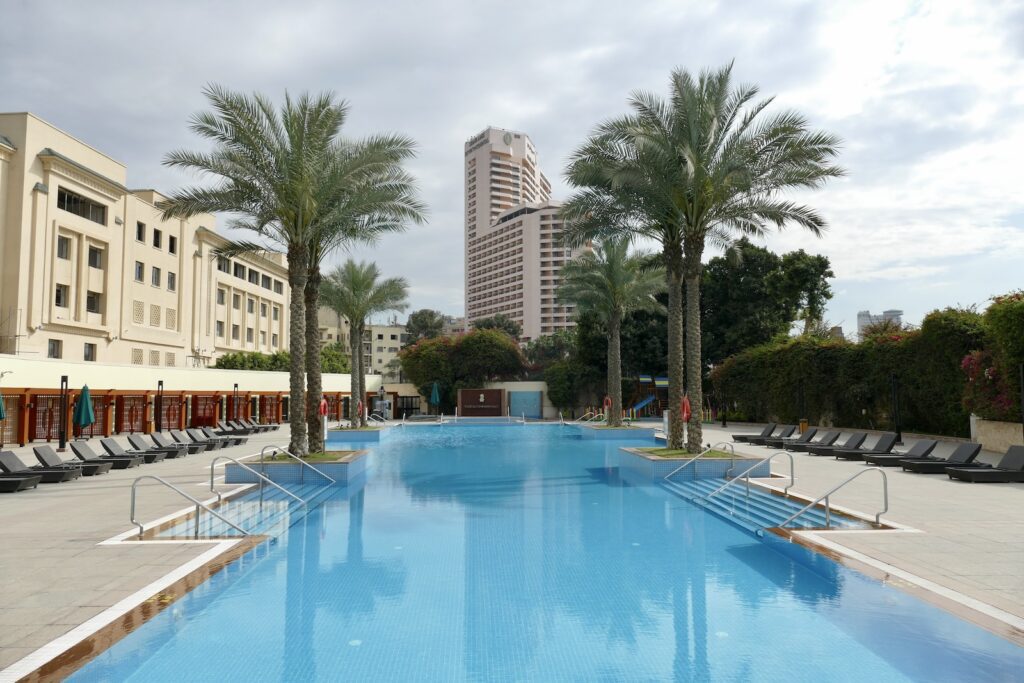 draußen, Himmel, Schwimmbecken, Baum, Urlaubsort, Gebäude, Palme, Wasser, Kurort, Pool, Hotel, Urlaubsstadt, Wolke, Schwimmen, Gelände