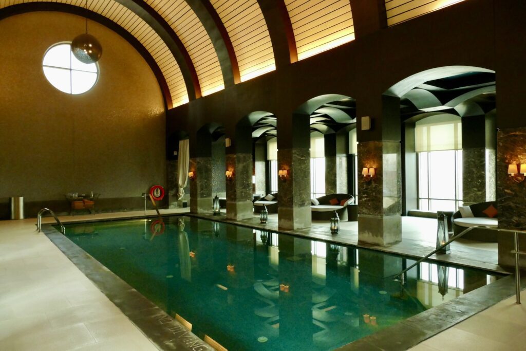 Im Haus, Schwimmbecken, Wand, Gebäude, Wasser, Thermae, Boden, Empfangshalle, Decke, Pool, Zimmer, Hotel