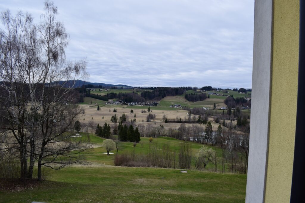 Gras, draußen, Wolke, Himmel, Landschaft, Pflanze, Grundstück, Baum, Landgebiet, Feld, Haus