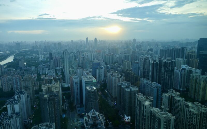 Wolke, Himmel, draußen, Metropole, Skyline, Hochhaus, Stadtlandschaft, Metropolregion, Stadtgebiet, Gebäude, Turm, Stadtzentrum, Tageszeit, Wolkenkratzer, Stadt, Landschaft