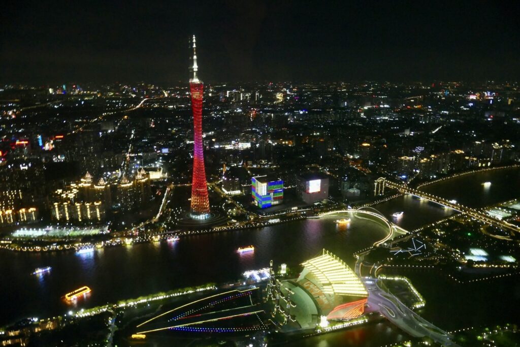 Gebäude, Stadtlandschaft, Metropolregion, Skyline, draußen, Metropole, Stadtgebiet, Nacht, Wolkenkratzer, Himmel, Luftfotografie, Turm, Licht, Stadt