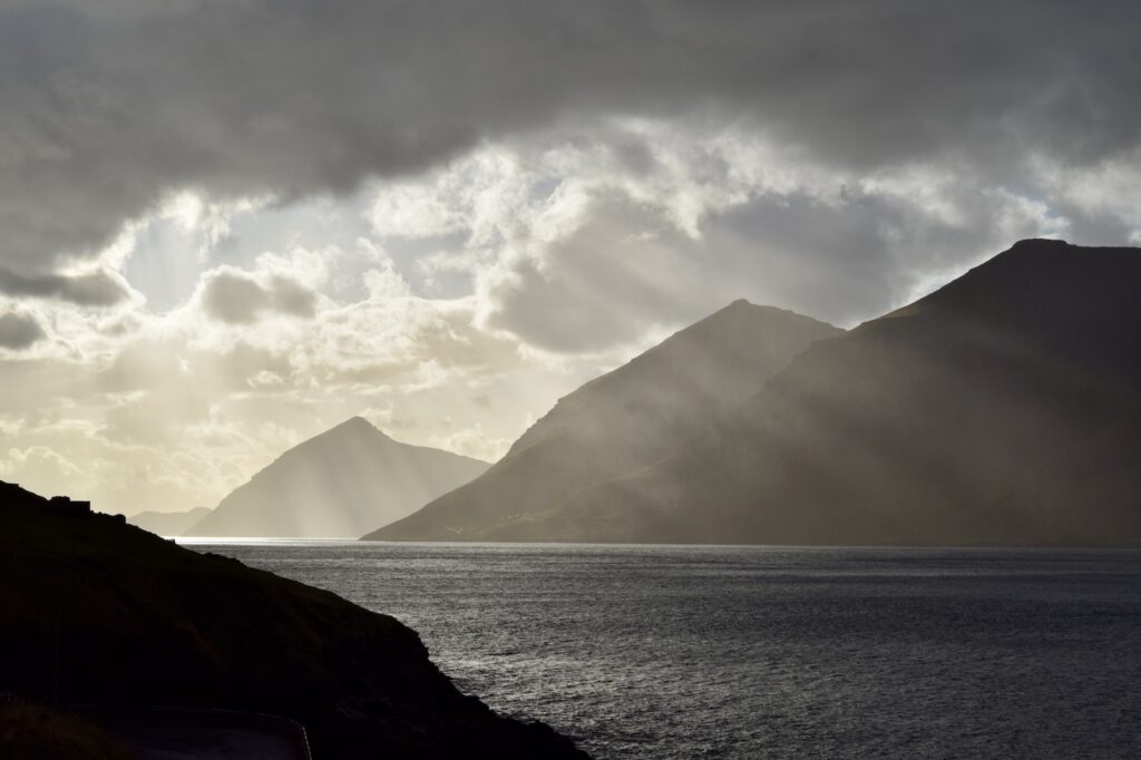 Wolke, Natur, Landschaft, draußen, Berg, Himmel, See, Wasser, Nebel, Sound, Hochland, Horizont, Kap, Meer, Wolken