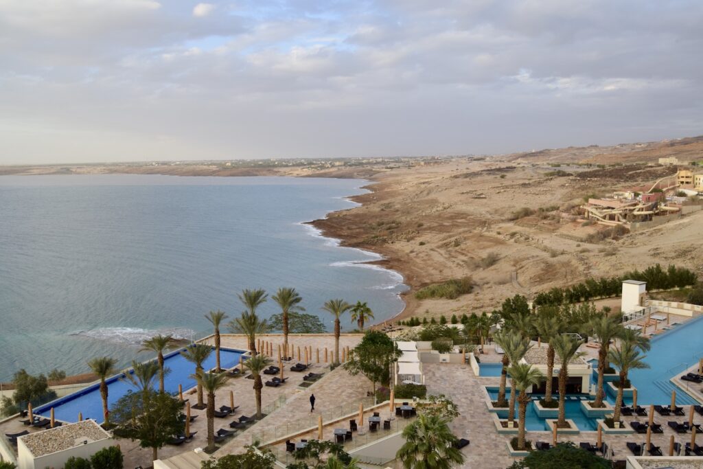 draußen, Wolke, Baum, Himmel, Küste, Wasser, Urlaubsstadt, Tropen, Natur, Küstenerholungsort, Palme, Pflanze, Küsten- und Ozeanlandschaft, Strand, Landschaft, Urlaub, Urlaubsort