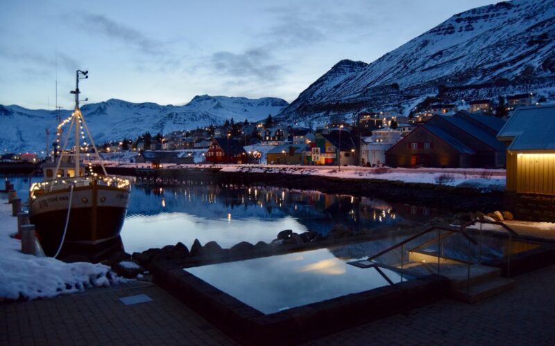 draußen, Himmel, Wasser, Boot, Schiff, Schnee, Wolke, Berg, Dock, Angedockt, Landschaft, Winter, See, Spiegelung