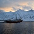 draußen, Wolke, Himmel, Wasser, Boot, Schiff, See, Landschaft, Berg, Wasserfahrzeug, Natur, Schnee, Glazialmorphologie, Winter