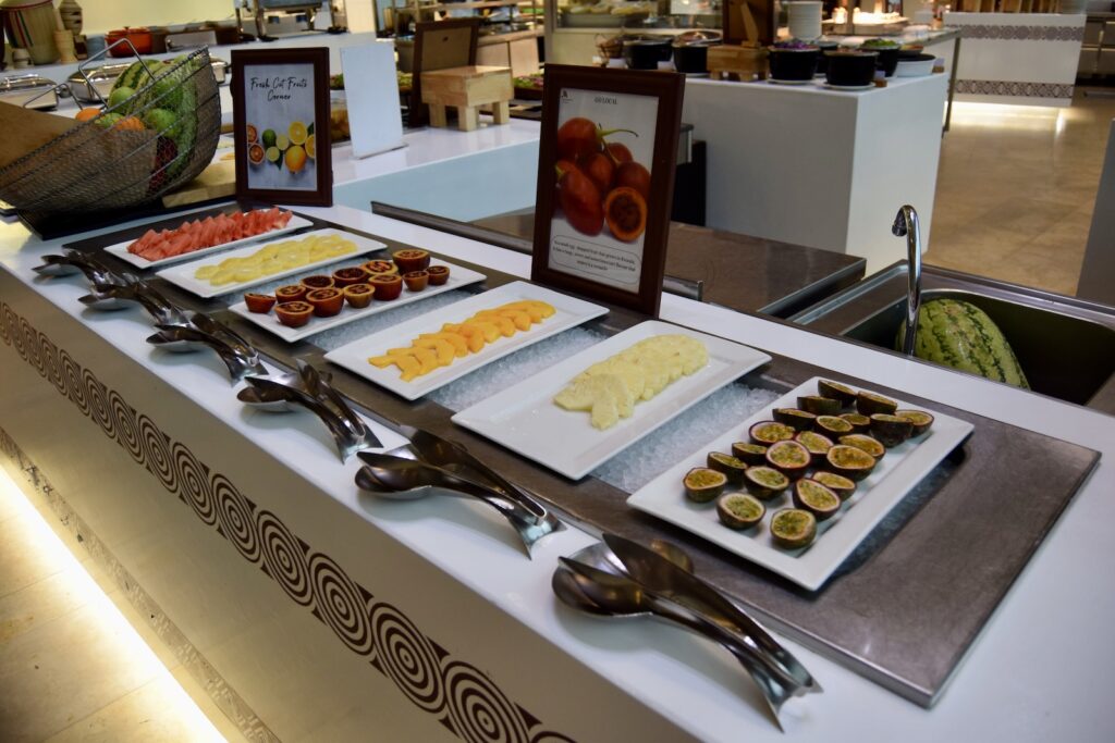 Im Haus, Buffet, Mahlzeit, Snack, Delikatesse, Essen, Kulinarik, Fastfood, Tisch, Display