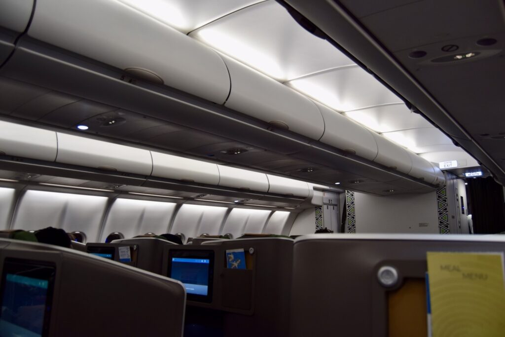 Im Haus, Flugzeugkabine, Flugzeug, Platane Flugzeug Hobel, Decke, airbus, Flug, Zug, Luftfahrt