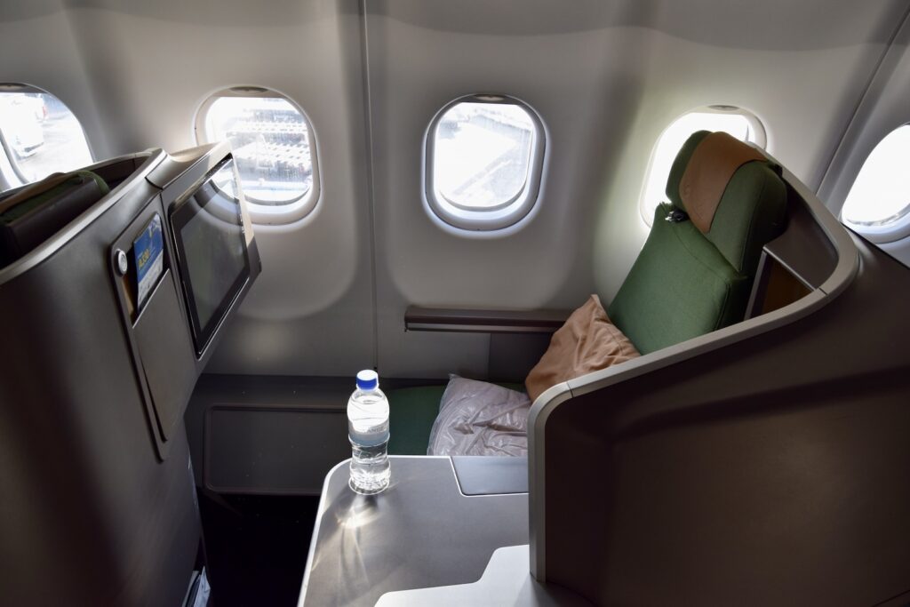 Fahrzeug, Flugzeugkabine, Auto, Im Haus