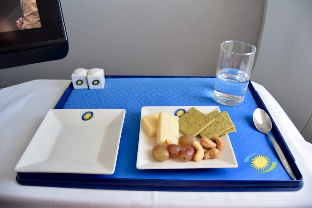 Geschirr, Im Haus, Platte, Wand, Tisch, Snack, Essen, Blau