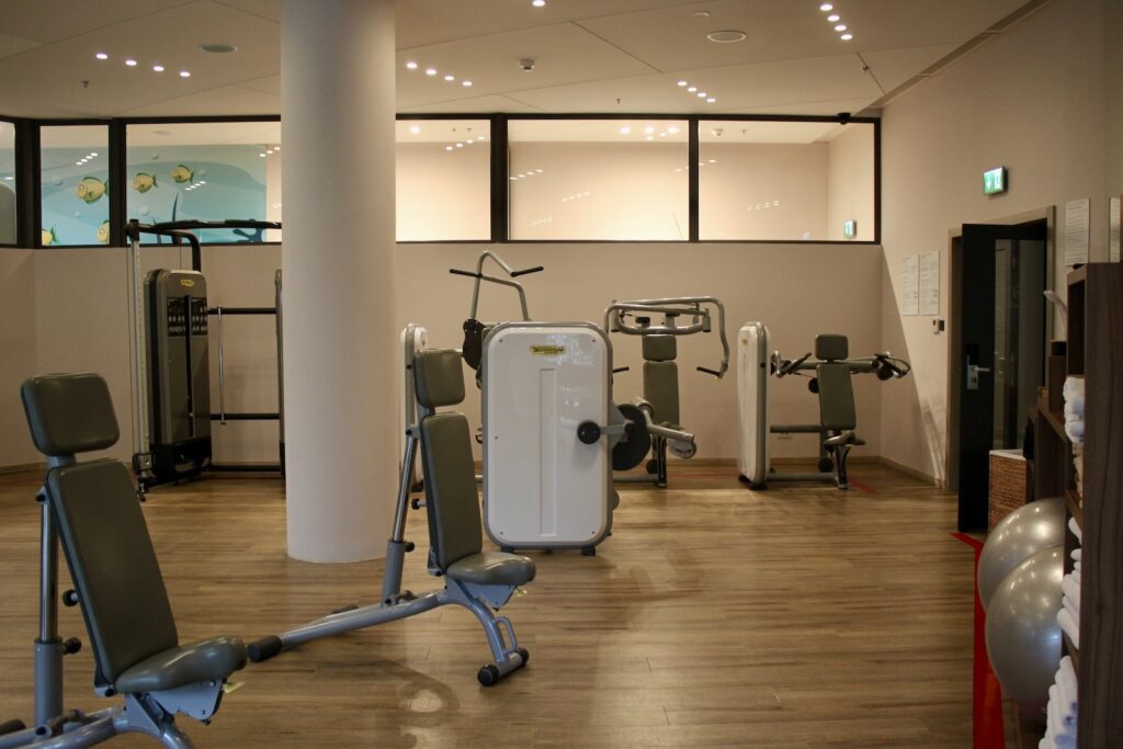 Im Haus, Wand, Boden, Fußboden, Stuhl, Mobiliar, Sauberkeit, Decke, Zimmer