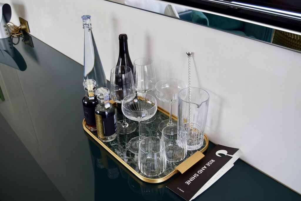 Flasche, Im Haus, Wasser, Drink, Glasflasche, Boot, Wand