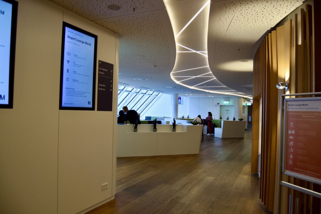 Im Haus, Wand, Decke, Boden, Computer, Inneneinrichtung, Fußboden, Zimmer