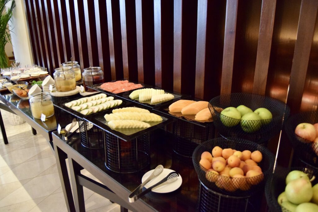 Snack, Essen, Tisch, Mobiliar, Mahlzeit, Lebensmittelgruppe, Im Haus, Frucht, Display