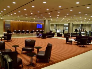 Mobiliar, Im Haus, Decke, Boden, Tisch, Halle, Inneneinrichtung, Empfangshalle, Stuhl, Wand, Fußboden, Zimmer, Hotel