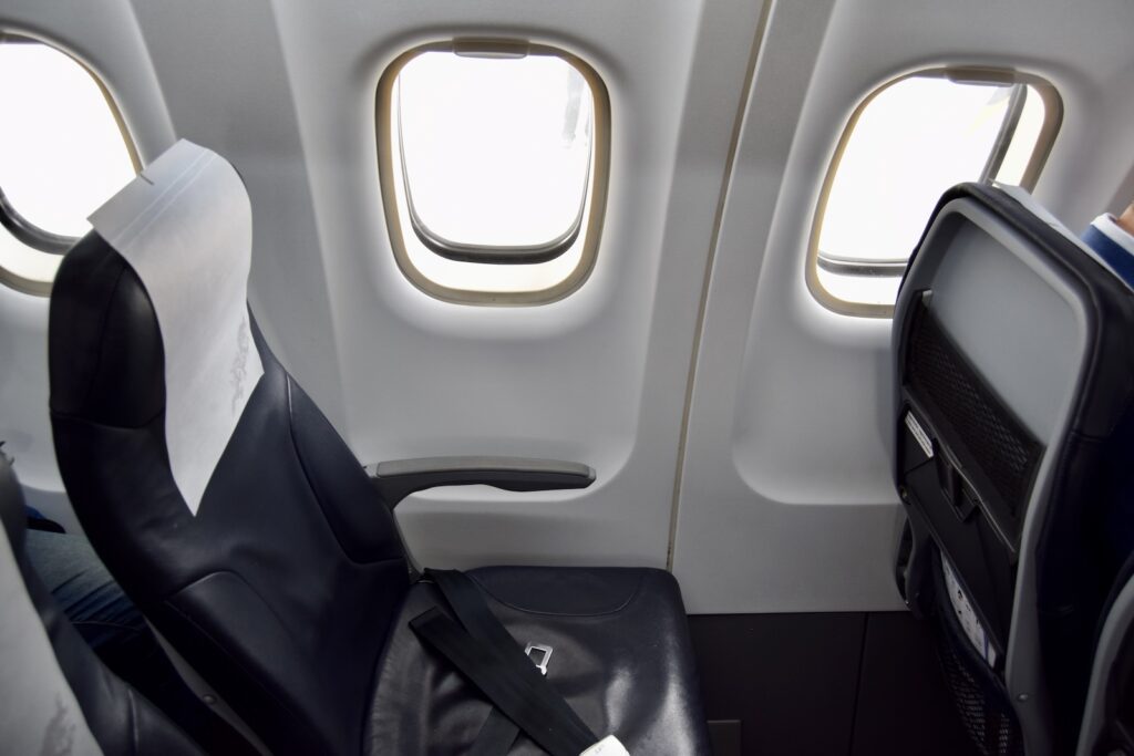 Flugzeugkabine, Fahrzeug, Kopfstütze, Passagier, Auto