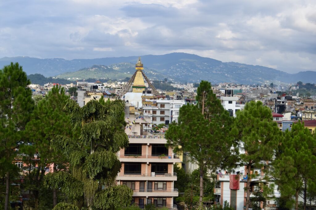 draußen, Wolke, Himmel, Gebäude, Baum, Haus, Landschaft, Berg, Stadt, Reise, Natur