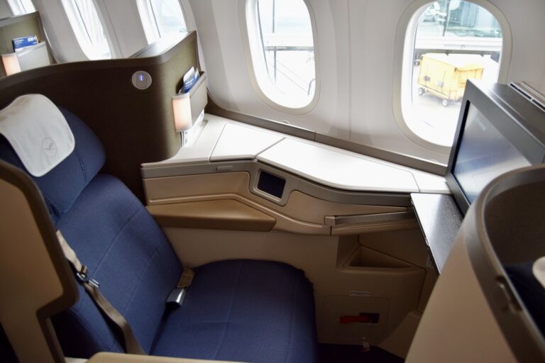 Flugzeugkabine, Fahrzeug, Im Haus, Platane Flugzeug Hobel