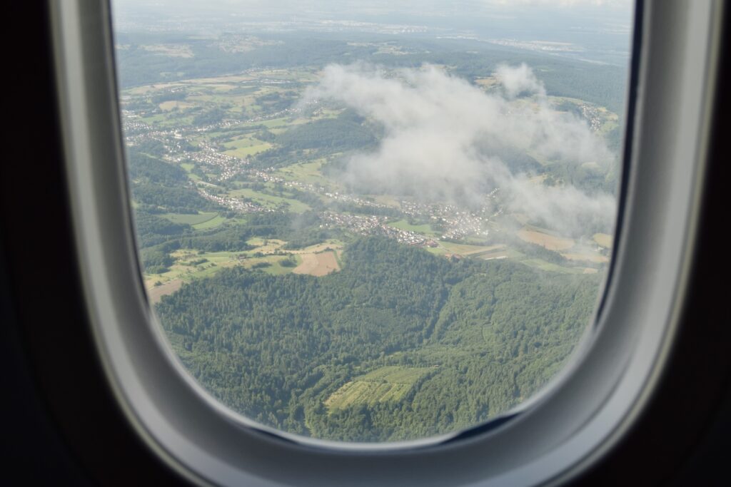 Fenster, Flugzeug, Wolke, Berg, Platane Flugzeug Hobel, draußen, Flug, Luftbild