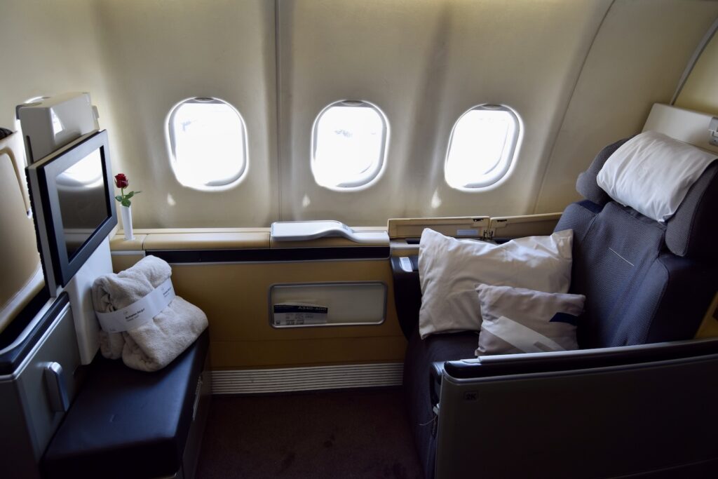 Im Haus, Wand, Flugzeugkabine, Fenster, Zug