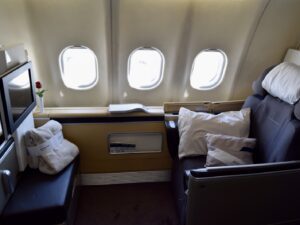 Im Haus, Wand, Flugzeugkabine, Fenster, Zug