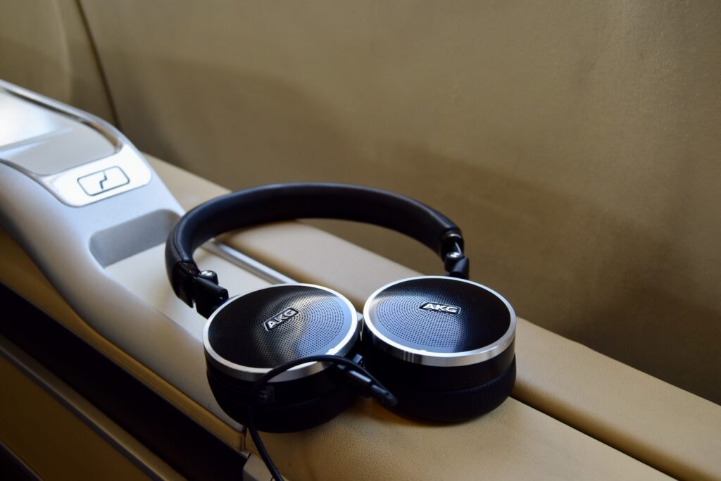 Kopfhörer, Auto, Uhr, Im Haus