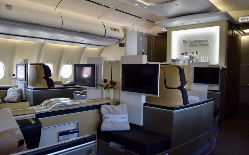 Im Haus, Decke, Wand, Mobiliar