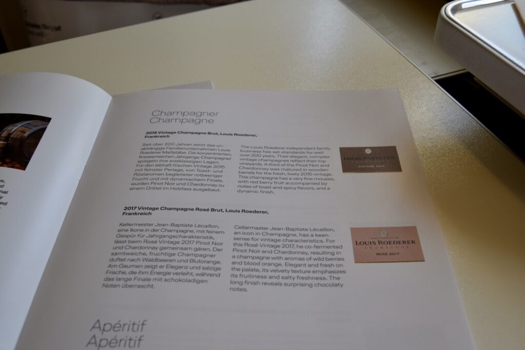 Text, Im Haus, Buch, Papier, Aufdruck, Materialeigenschaft