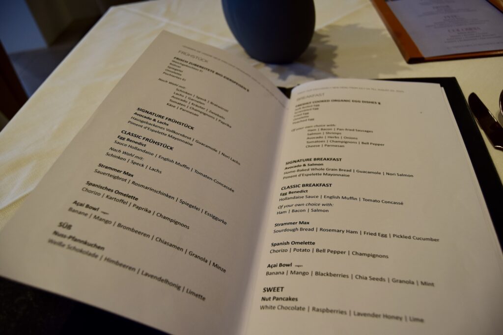 Text, Karte Menü, Buch, Tisch, Papier, Büroausstattung, Stift, Handschrift, Schreibwaren, Im Haus, Dokument