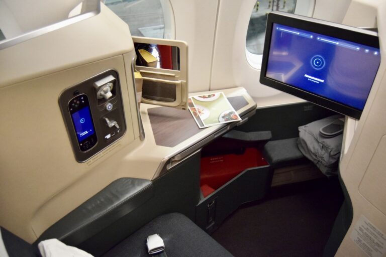 Im Haus, Computer, Text, Computermonitor, Elektronisches Gerät, Anzeigegerät, Monitor, Elektronik, Ausgabegerät, Multimedia